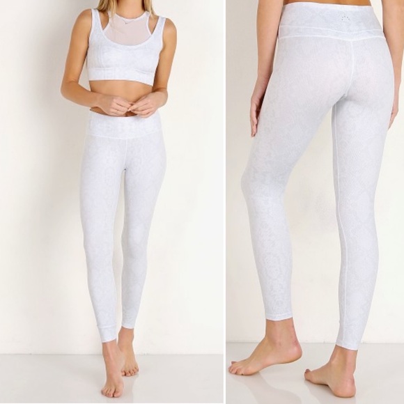 NWT Varley Crenshaw Legging Tight White Snake White Grey Python Animal Print - Picture 1 of 11